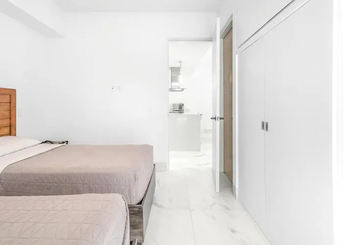 Walk To The Beach, Great Location Apartamento *